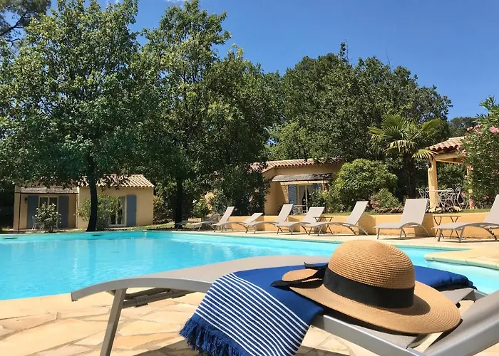 Hôtel accueillant les animaux: Le Clos des Cigales
